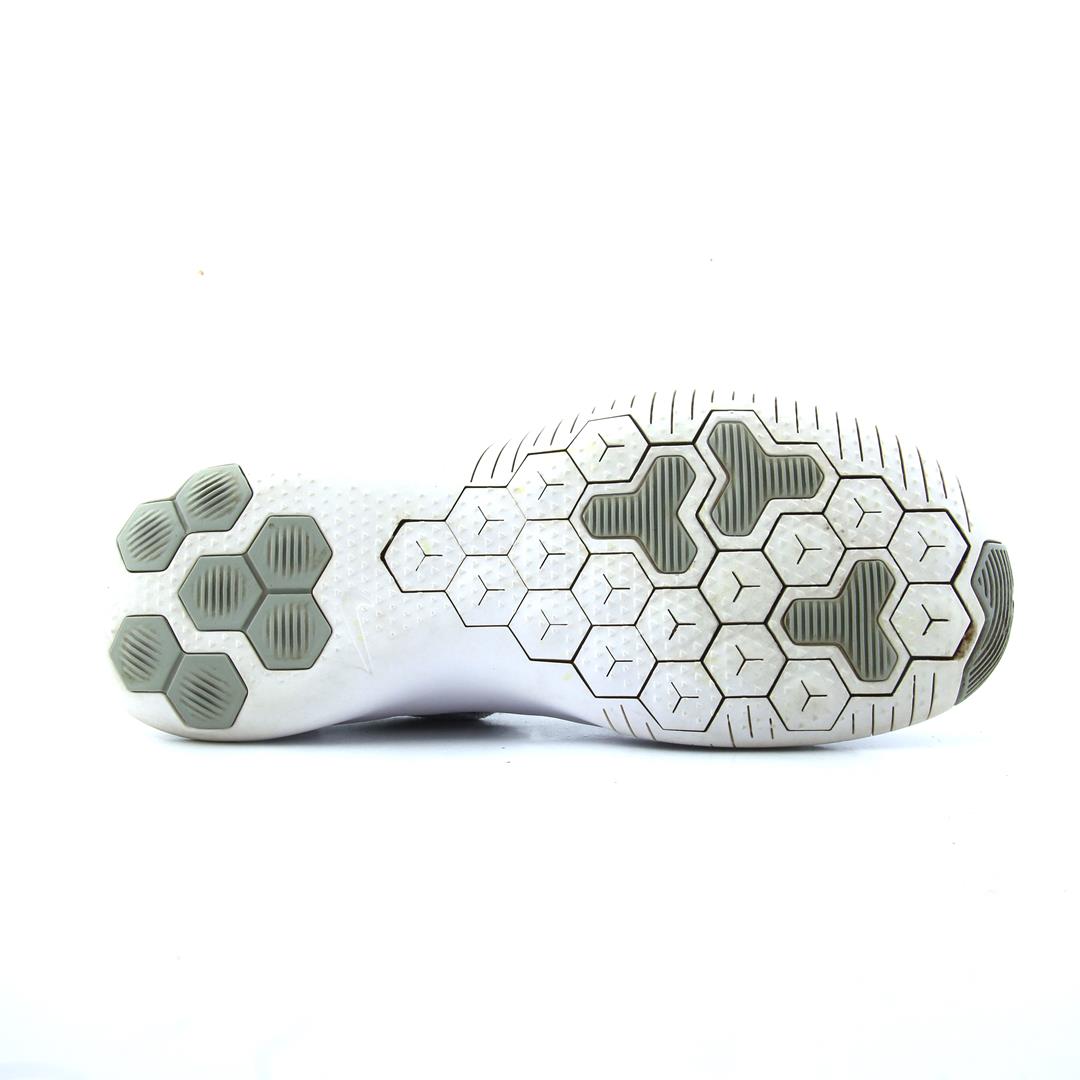 NIKE  FREE TR FLYKNIT 3
