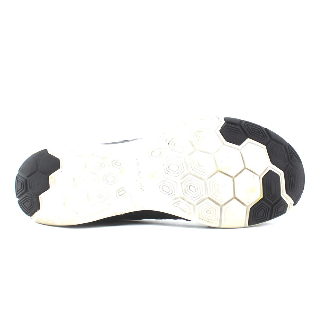 NIKE FLE TR 5