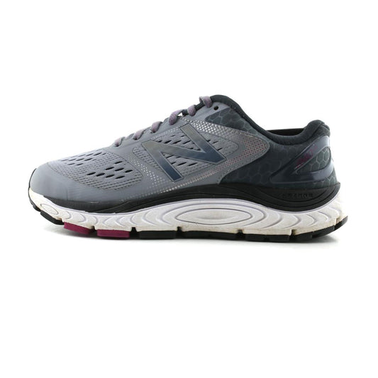 NEW BALANCE 840V4