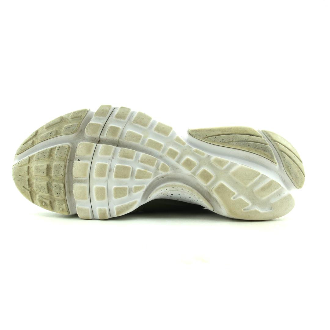 NIKE PRESTO FLY SE