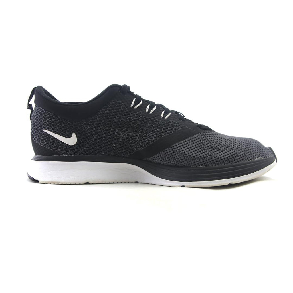 NIKE ZOOM STRIKE