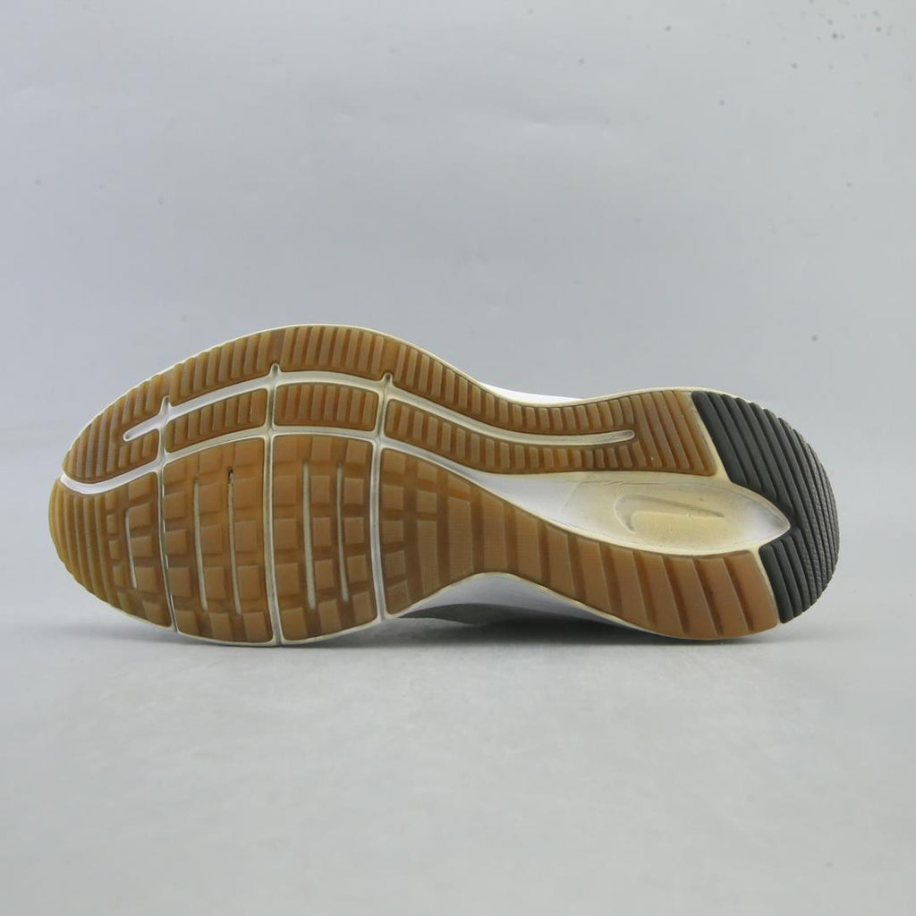NIKE QUEST 3