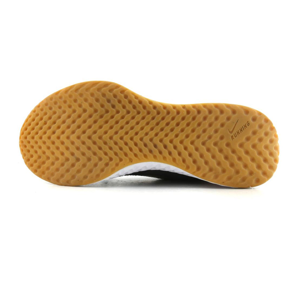 NIKE REVOLUTION 5