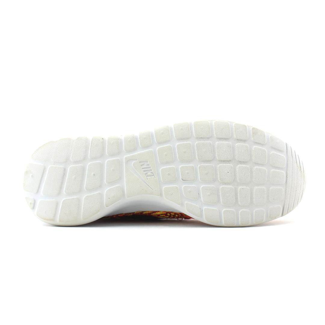 NIKE ROSHE ONE