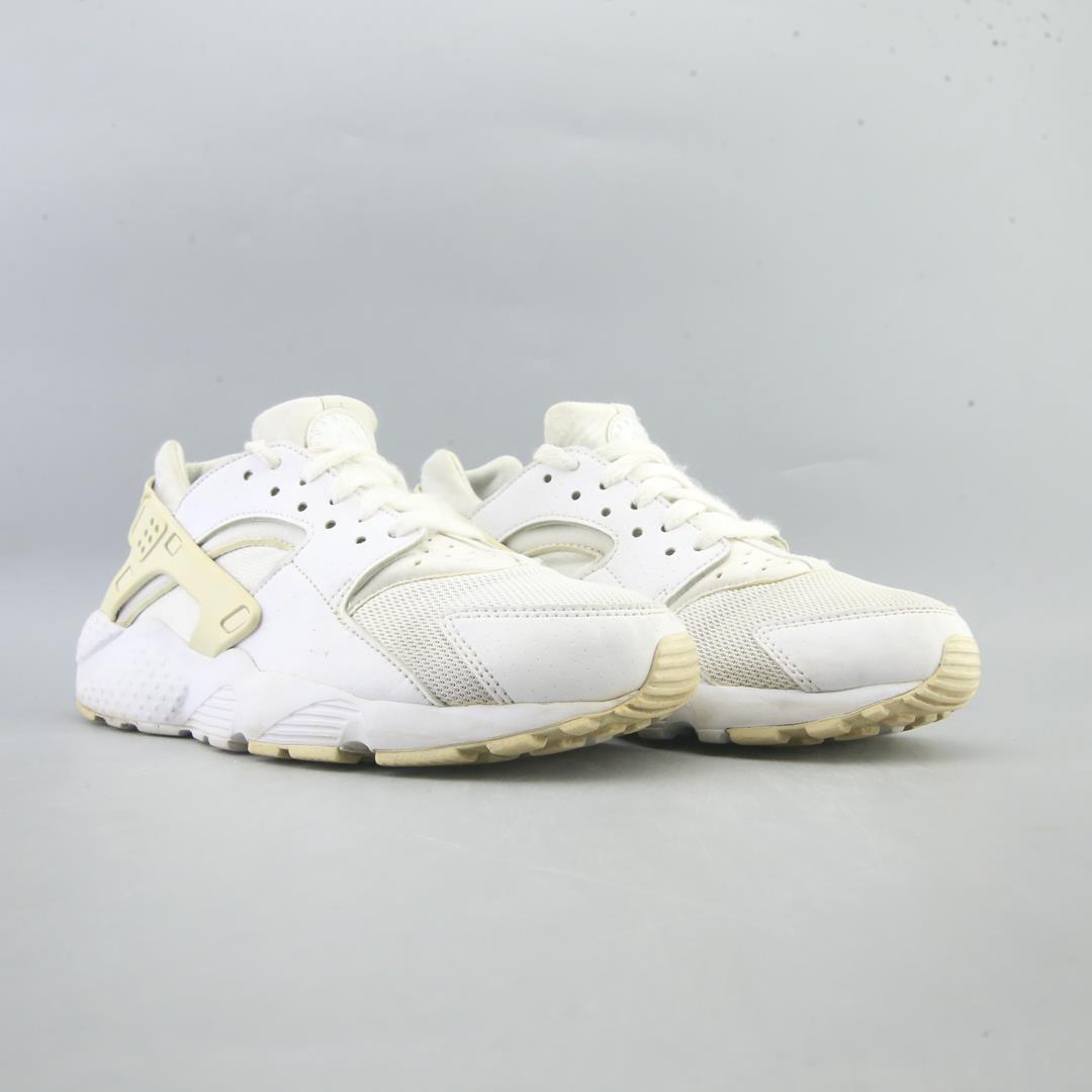 NIKE HUARACHE RUN