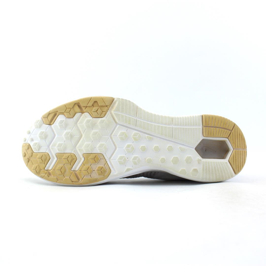 NIKE IN SEASON TR 6