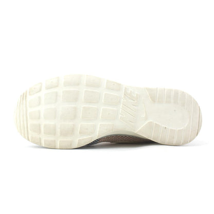 NIKE TANJUN