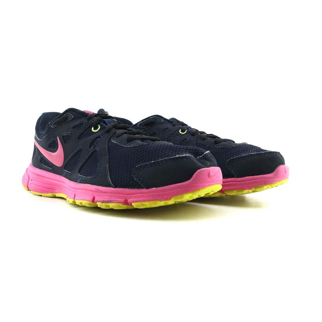 NIKE REVOLUTION 2