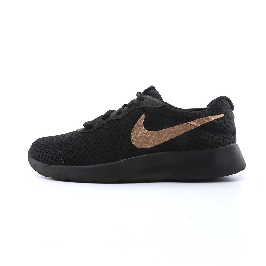 NIKE TANJUN