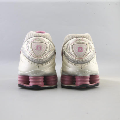 NIKE SHOX