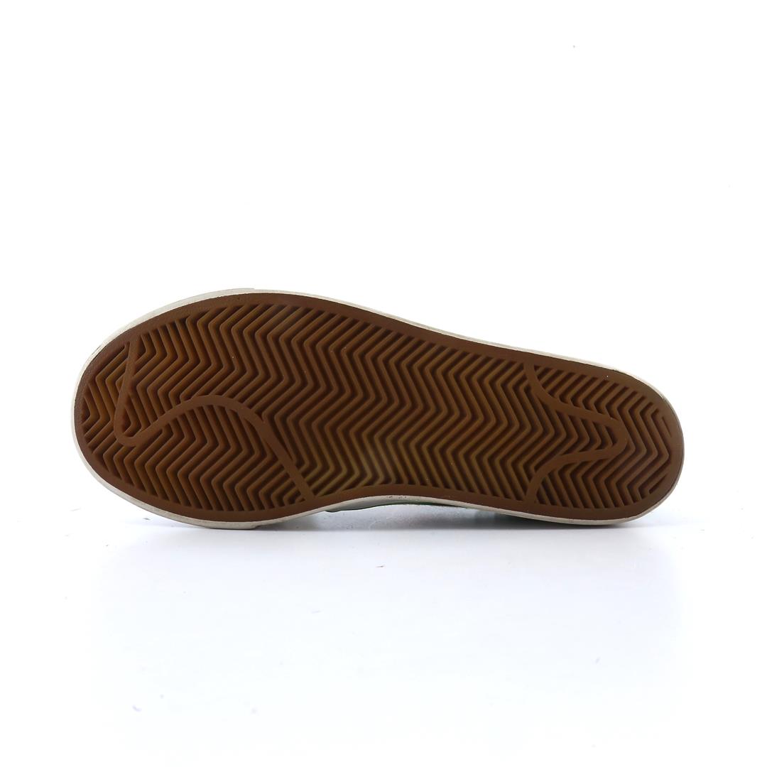 NIKE  SB ZOOM STEFAN