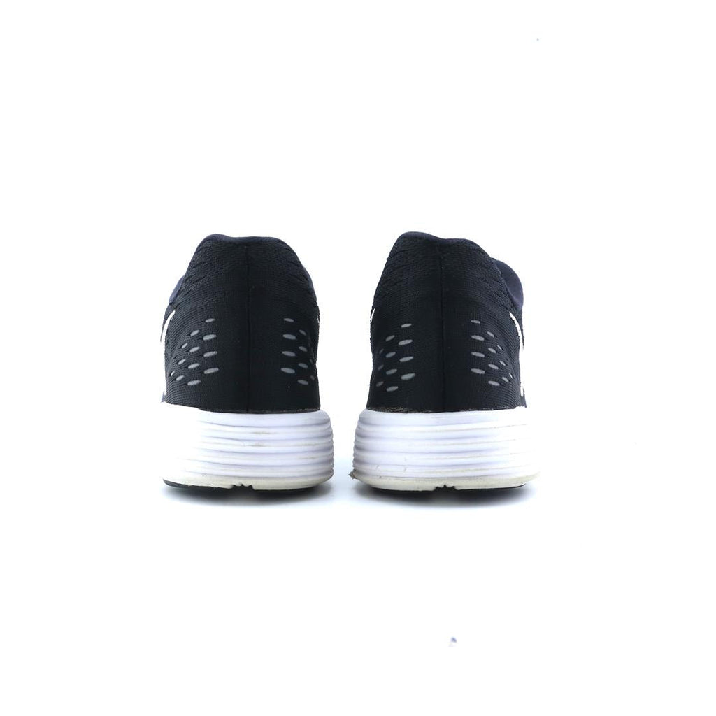 NIKE LUNARTEMPO