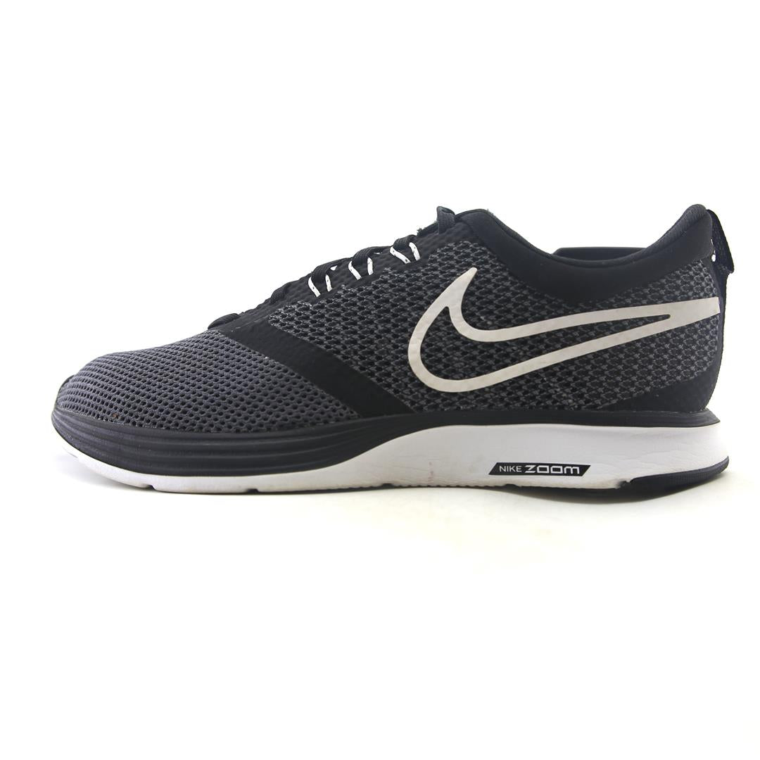 NIKE ZOOM STRIKE