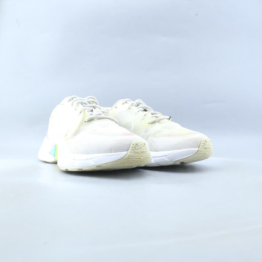 NIKE ALPHINA 5000
