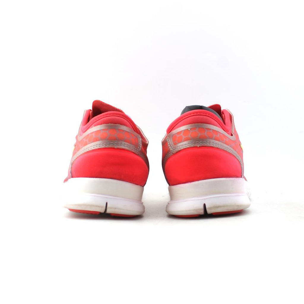 NIKE  FREE TF CONNECT 2