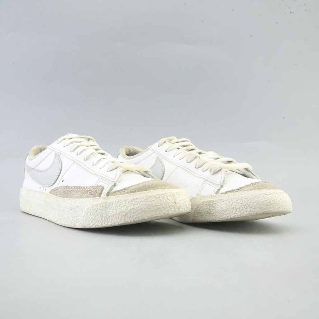 NIKE BLAZER LOW '77