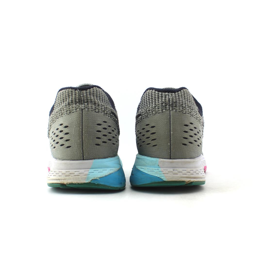 NIKE AIR ZOOM STRUCTURE 19