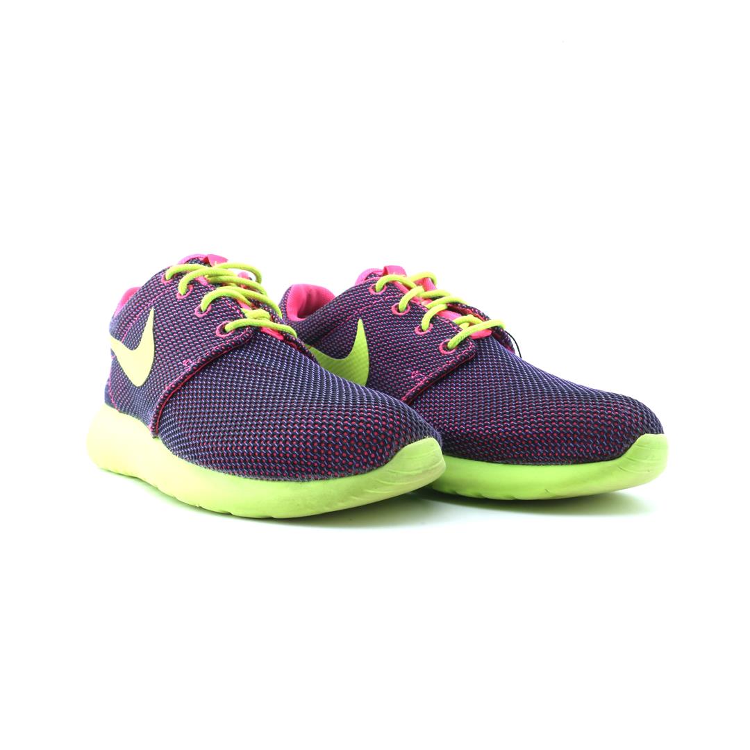 NIKE  ROSHE RUN