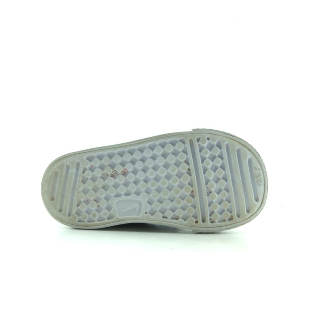 NIKE TOKI