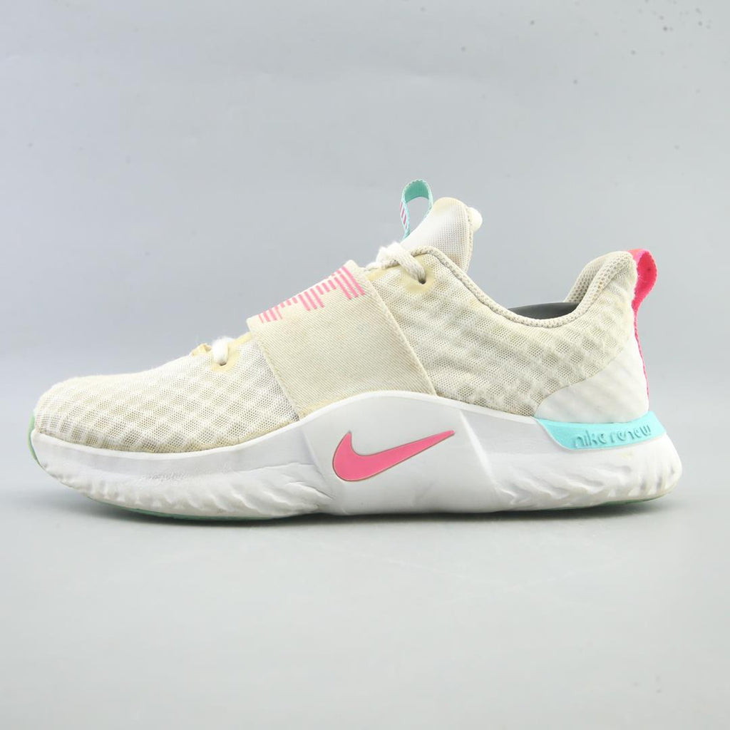 NIKE SEASON TR 9