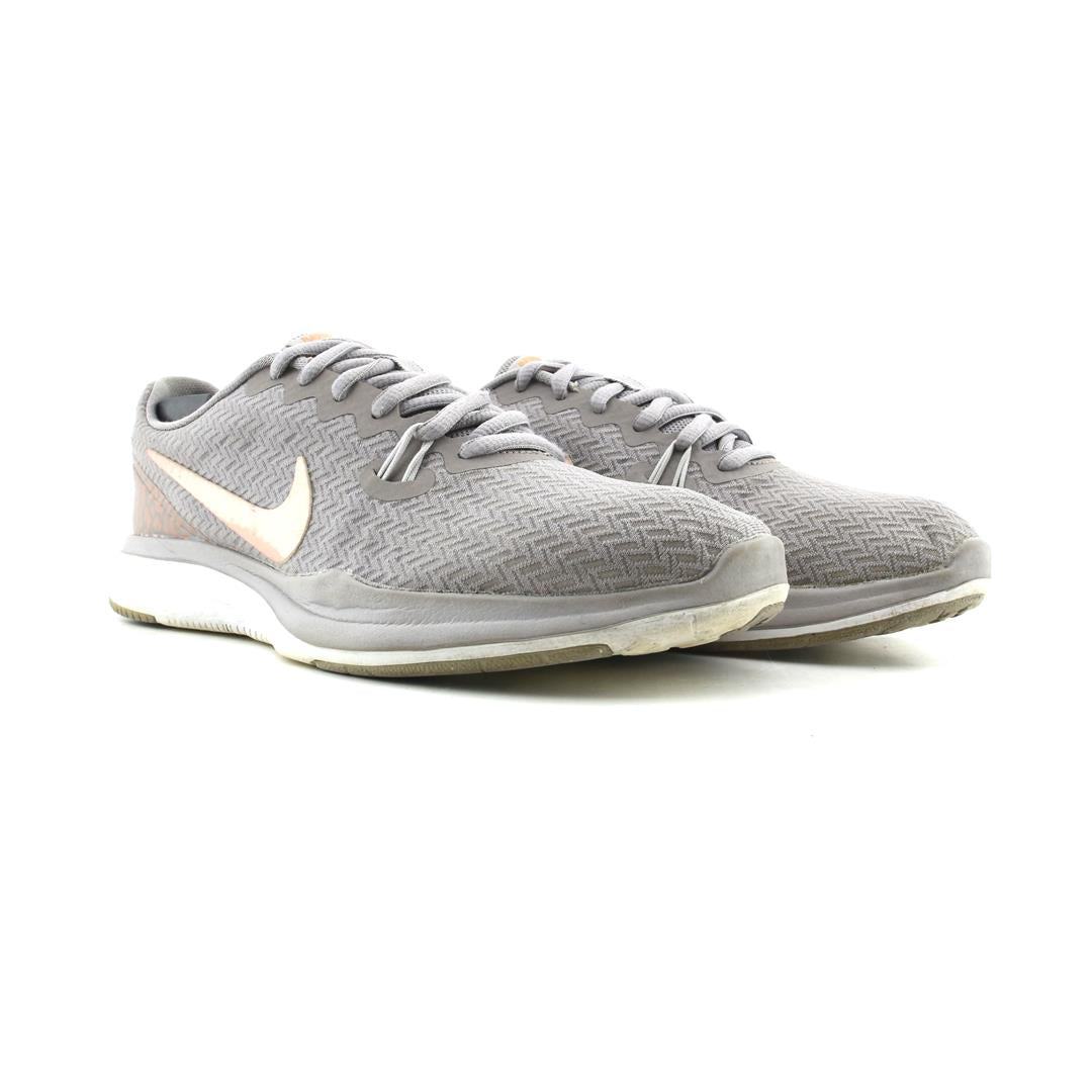 NIKE IN-SEASON TR 7