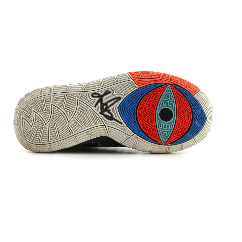 NIKE YOUTH KYRIE 6
