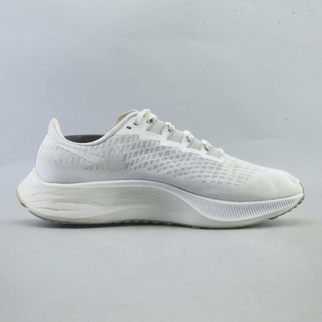 NIKE AIR ZOOM PEGASUS 37