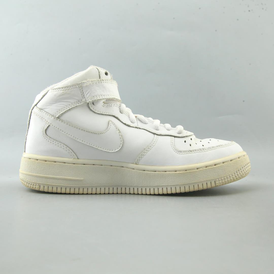NIKE  AIR FORCE 1 MID