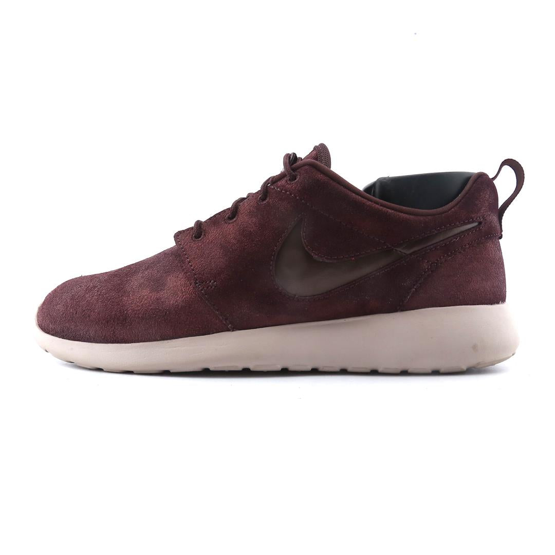 NIKE ROSHE ONE PREMIUM