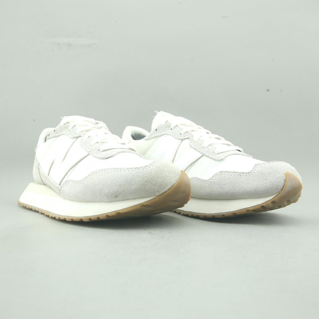 NEW BALANCE 237