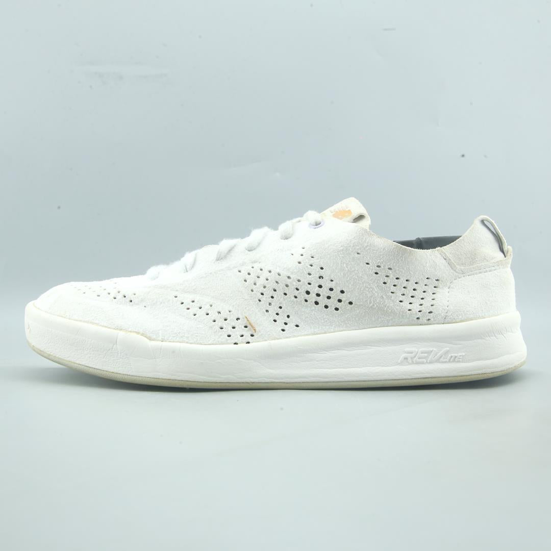 NEW BALANCE 300 REVLITE