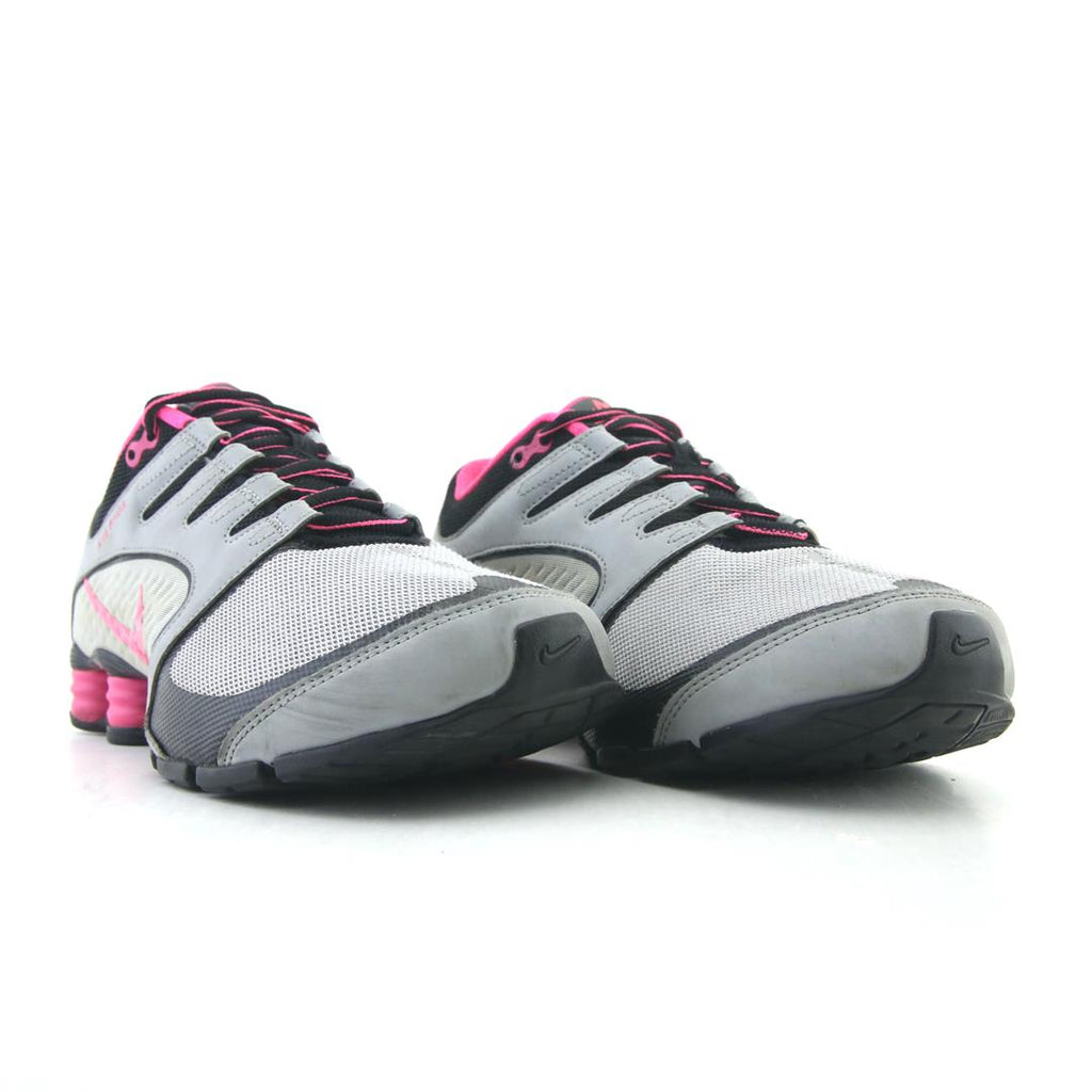 NIKE SHOX VAEDA