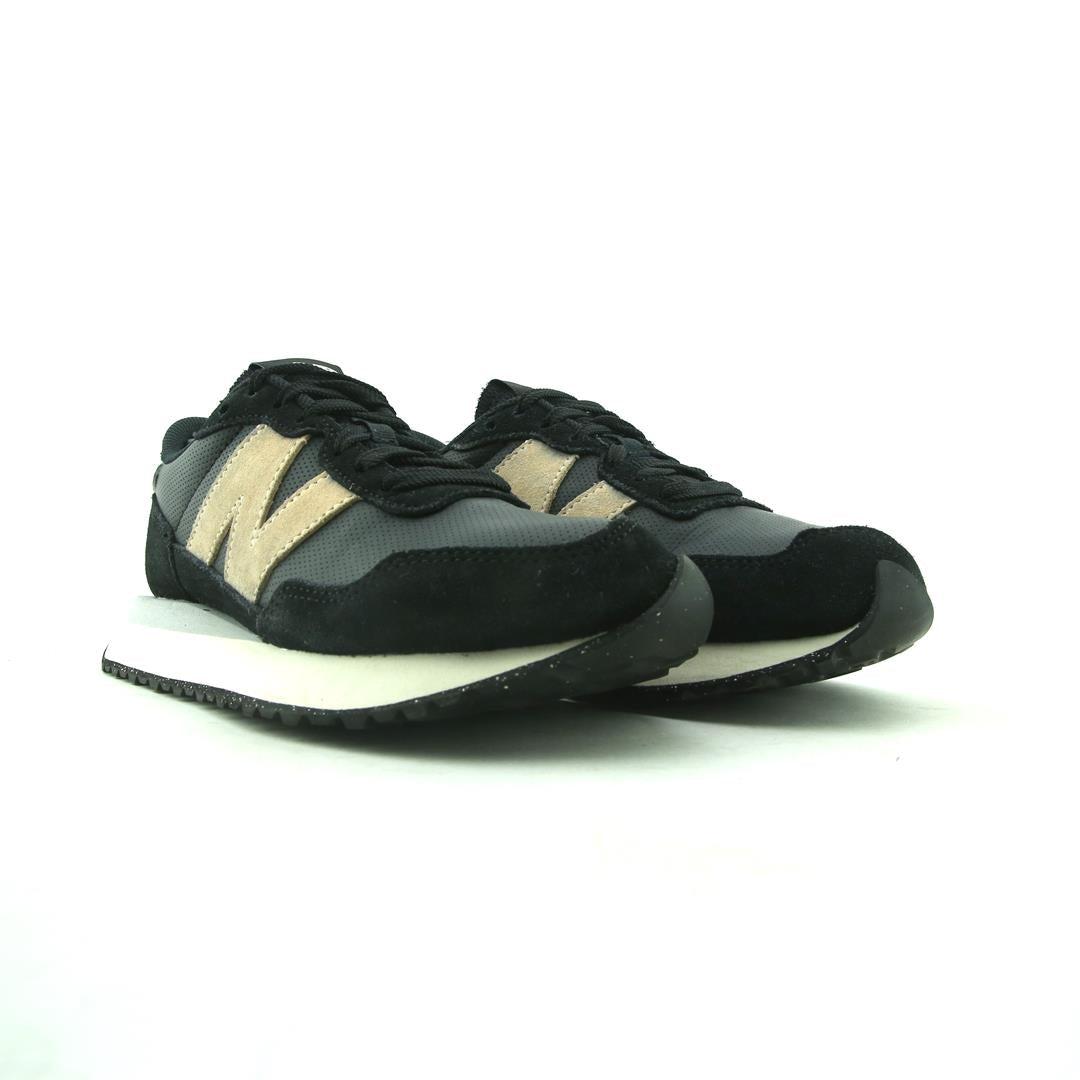 NEW BALANCE 237