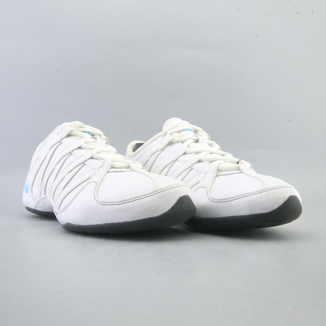 NIKE MUSIQUE IV