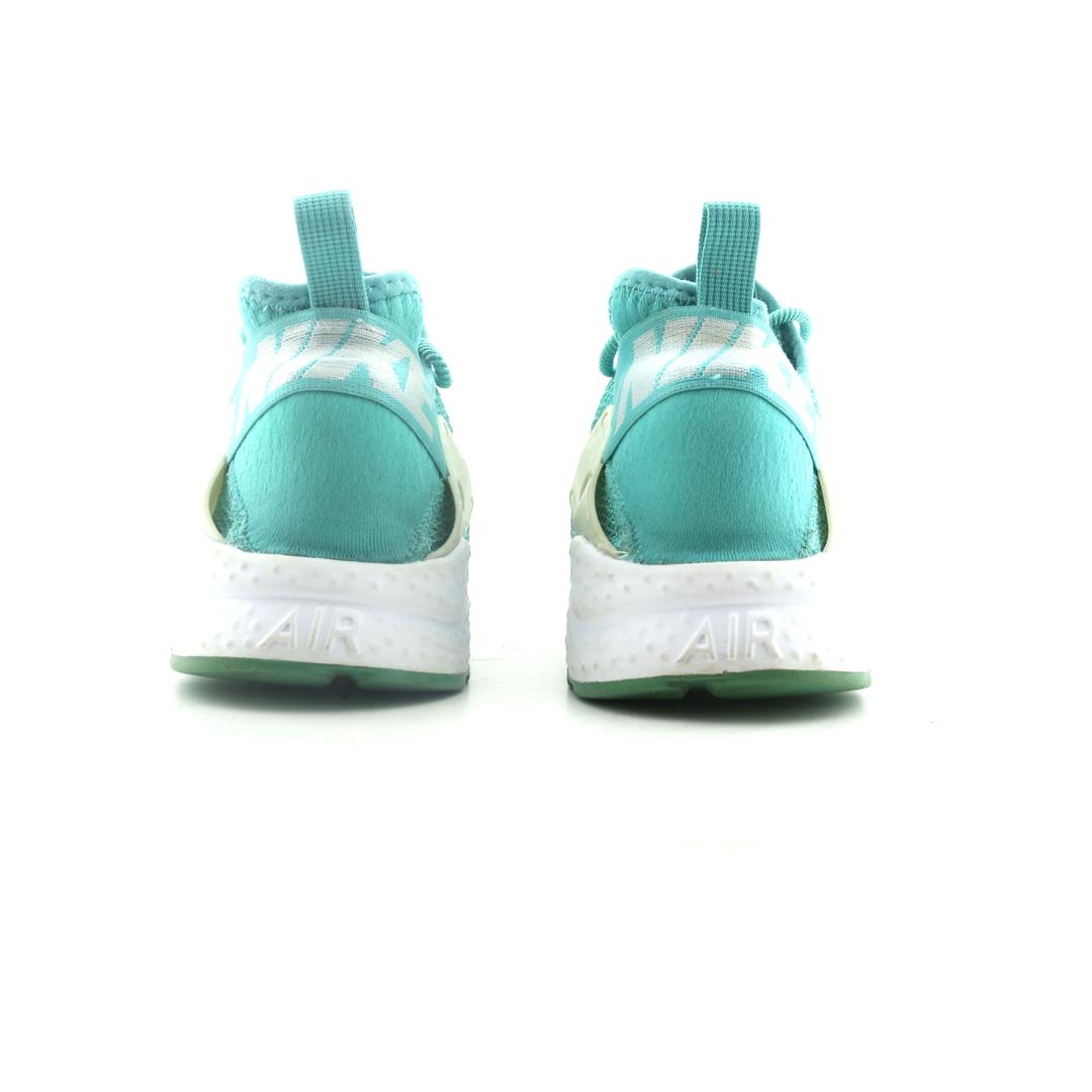 NIKE AIR HUARACHE