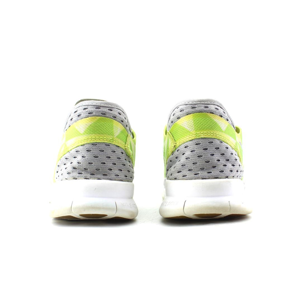 NIKE FREE TR FIT 5