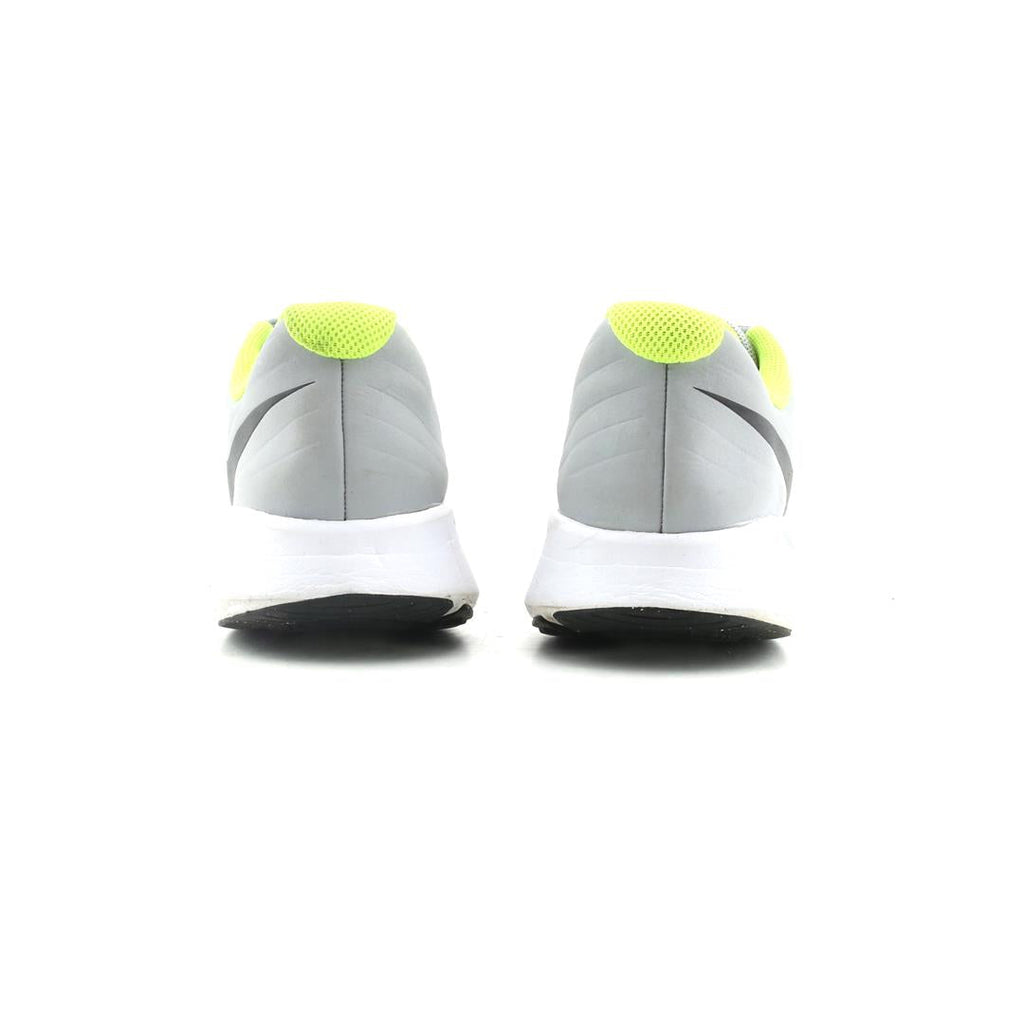 NIKE STAR RUNNER