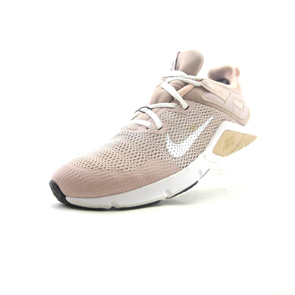 NIKE  LEGEND ESSENTIAL