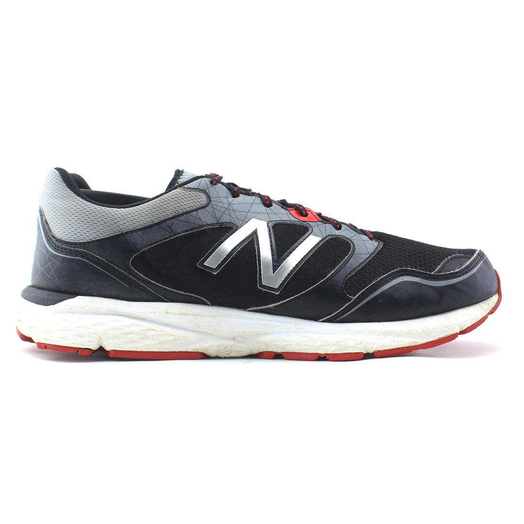 NEW BALANCE 695V2