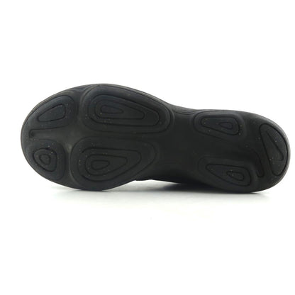 NIKE REVOLUTION 4