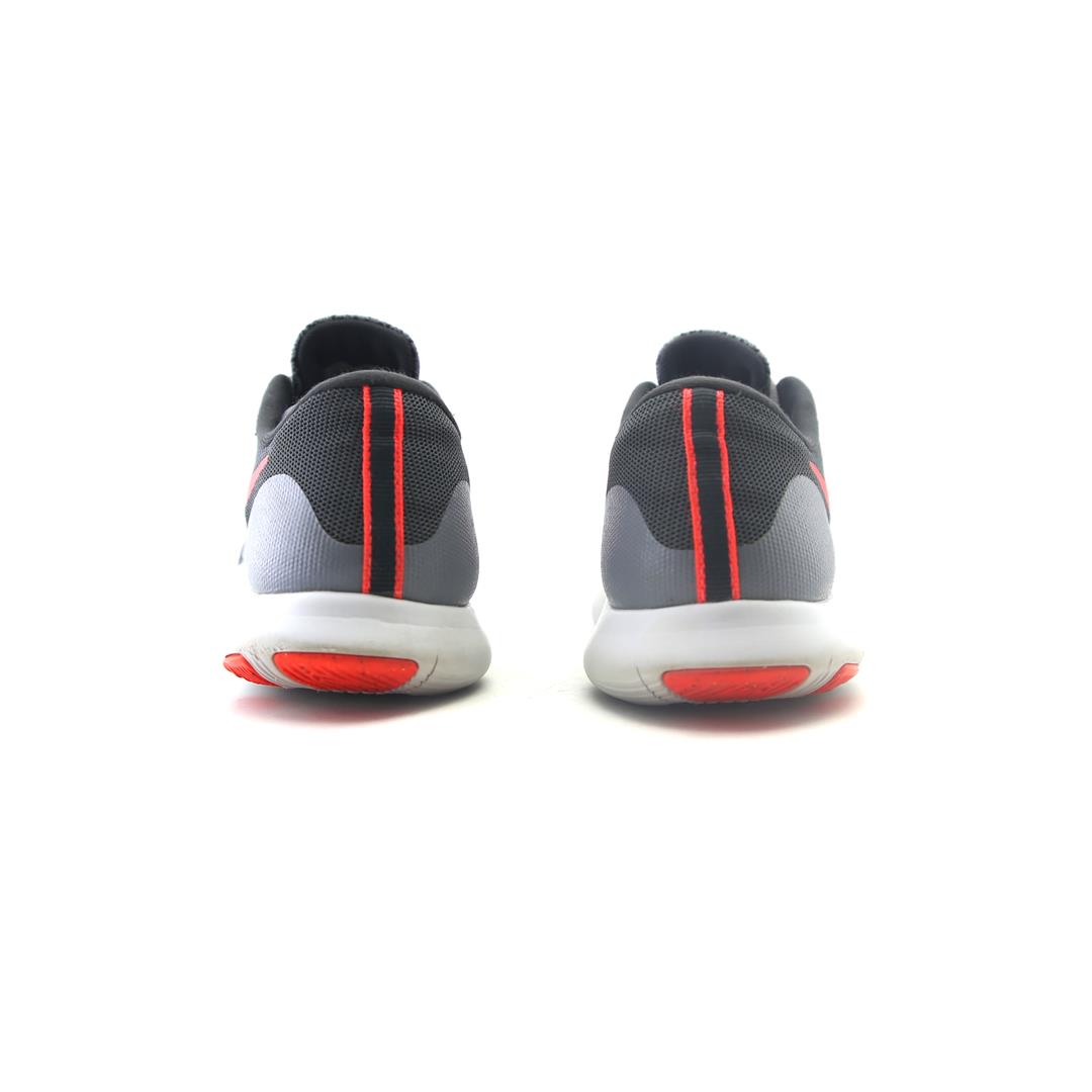 NIKE FLEX CONTACT