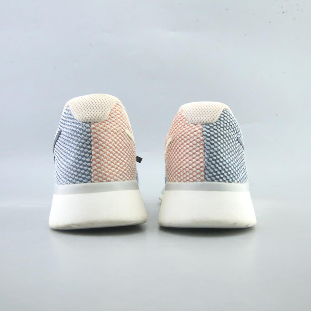 NIKE TANJUN