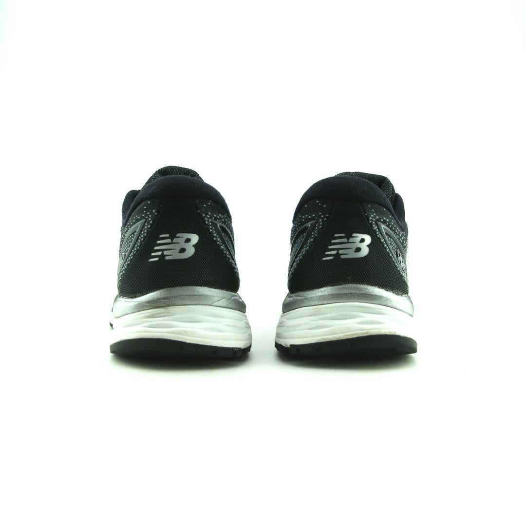 NEW BALANCE 880V9