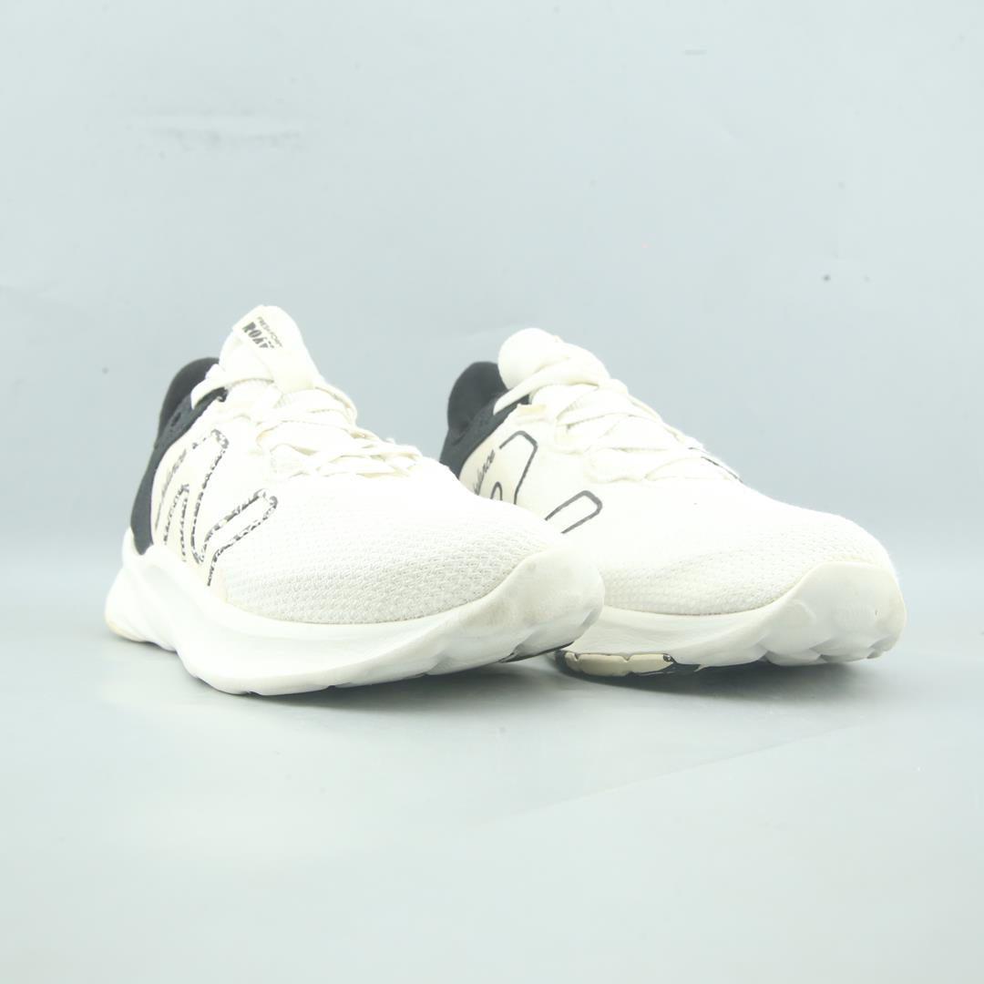 NEW BALANCE FRESH FOAM ROAV V2