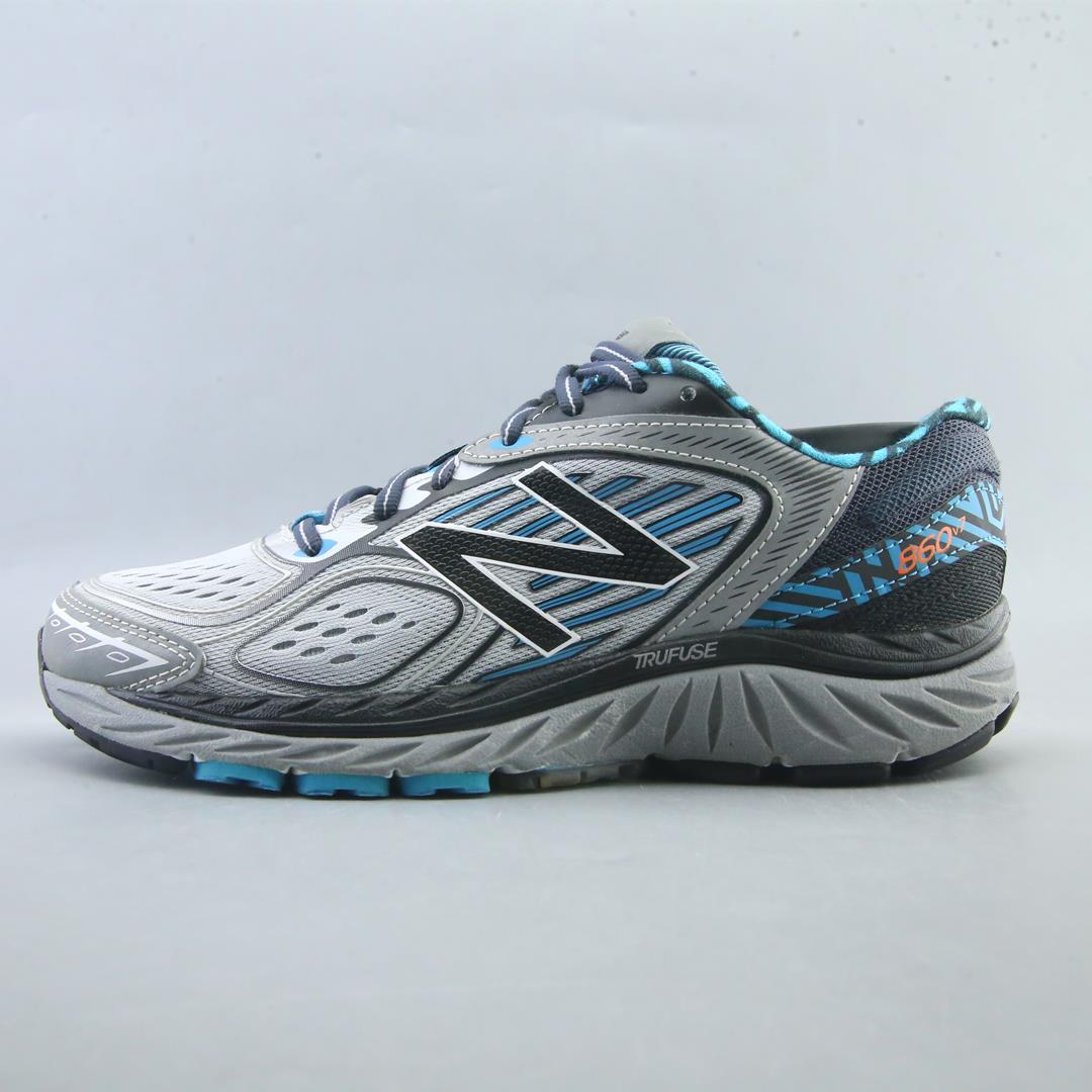 NEW BALANCE 860 V7