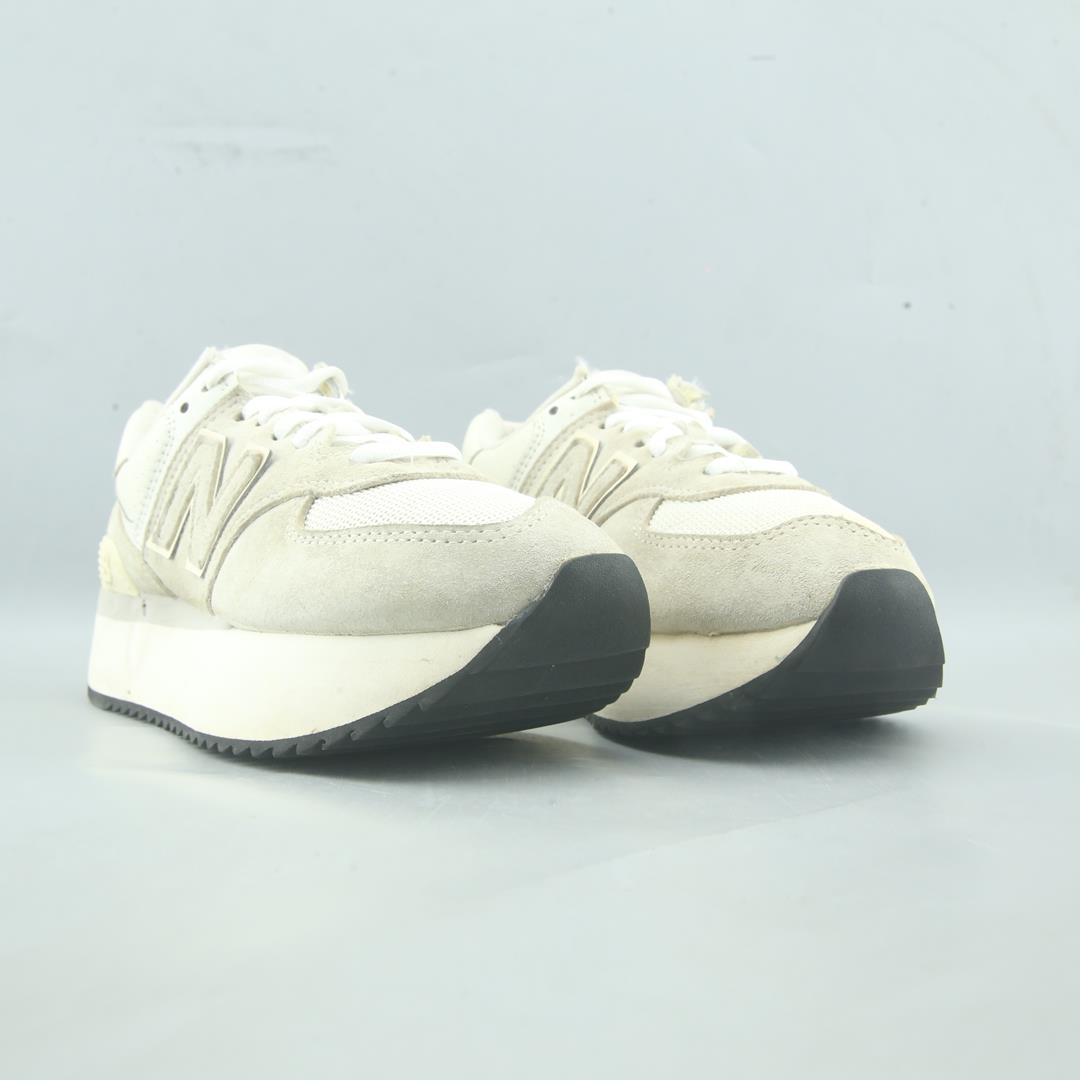 NEW BALANCE 574