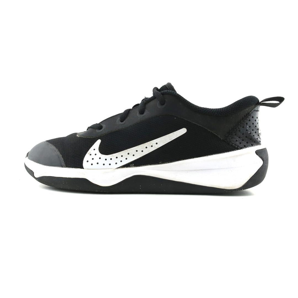 NIKE  OMNI MULTI-COURT