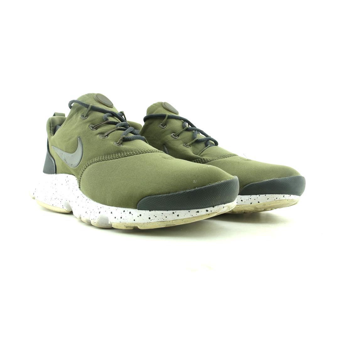 NIKE PRESTO FLY SE