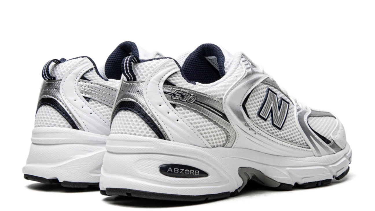 New Balance 530 White Silver Navy