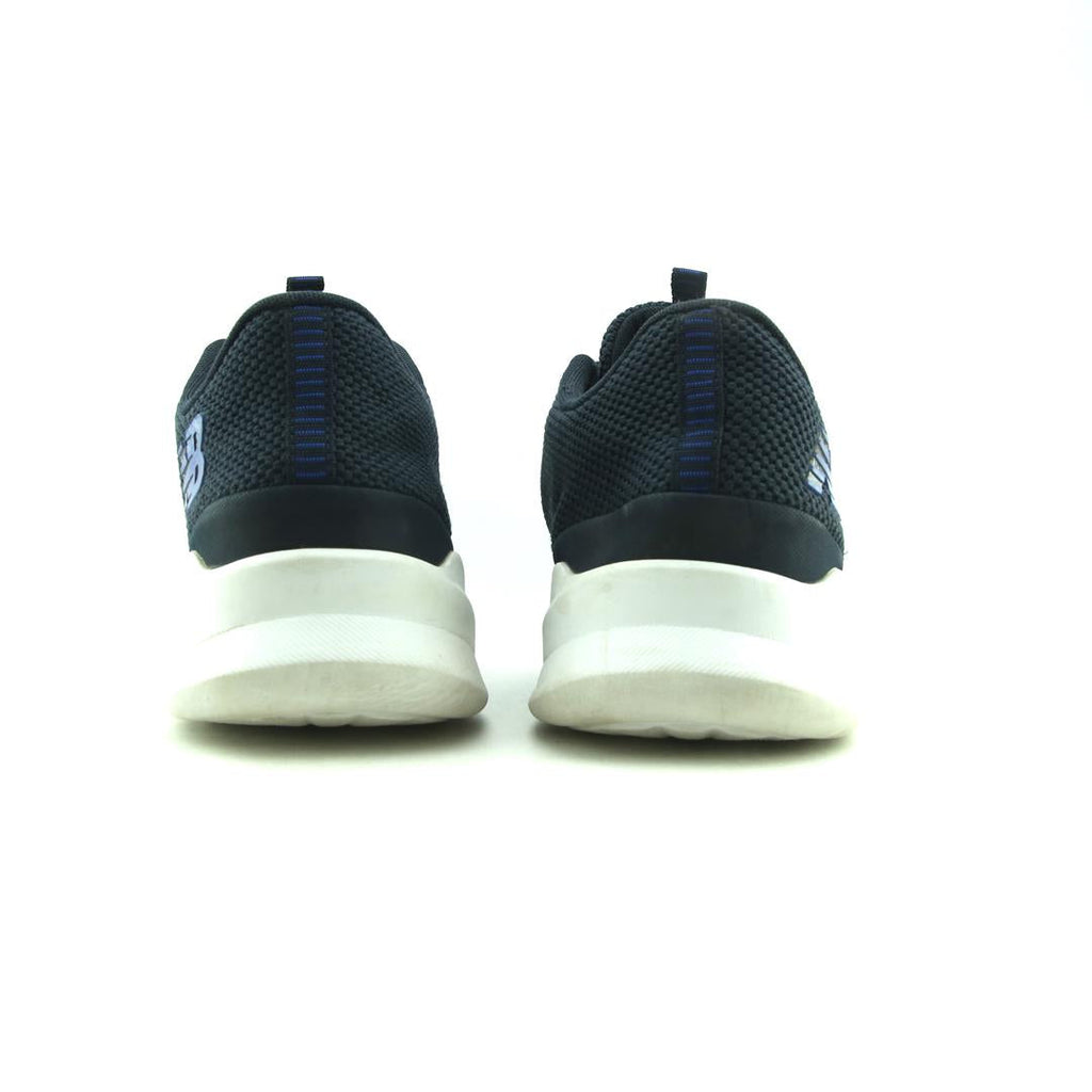 NEW BALANCE DISTRICT RUN V1